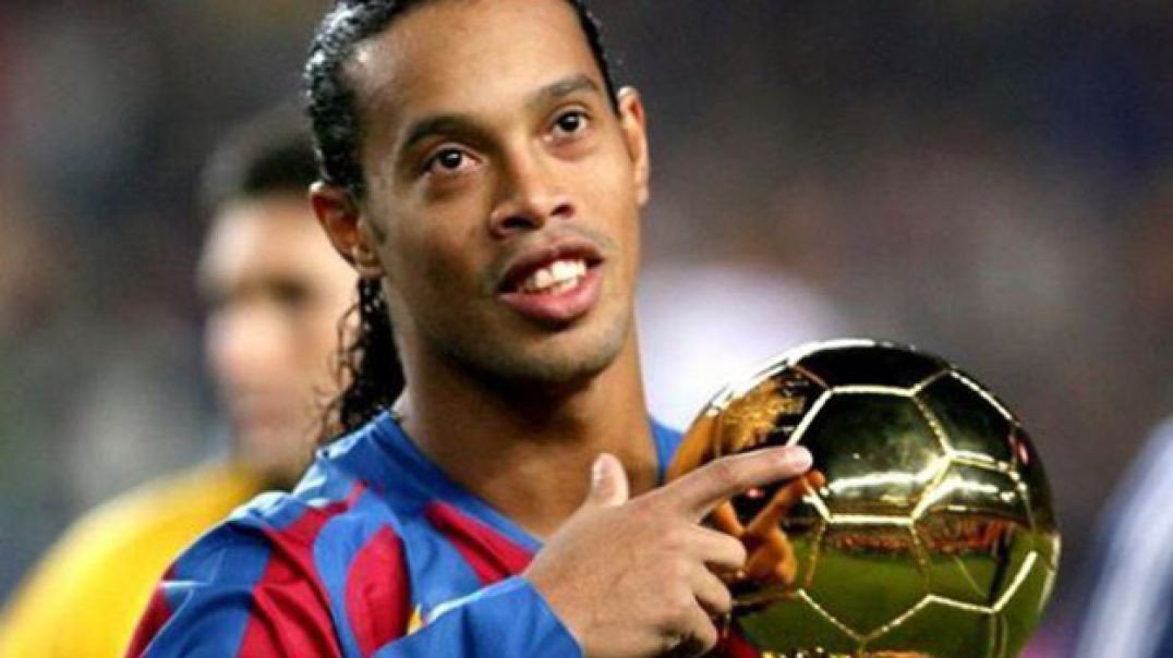 CINCO VEZES que Ronaldinho ENCANTOU o mundo!