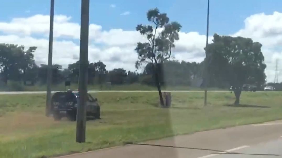 Quando o dia é do Caçador ! Perseguição Policiamento Rodoviário Federal Fuga de Moto !