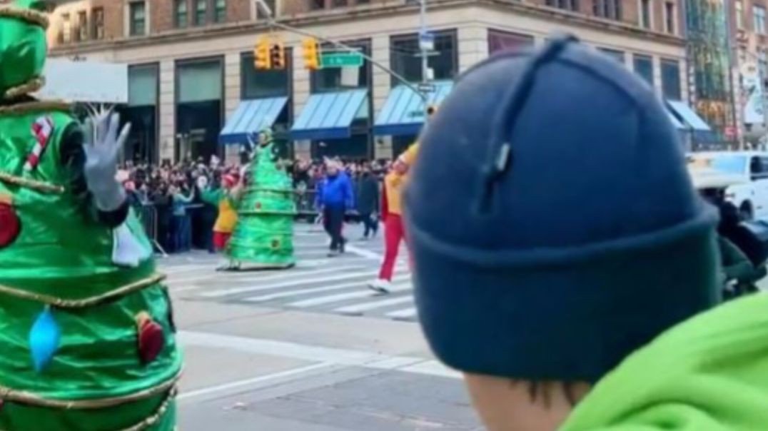 NATAL CHEGANDO EM NOVA YORK EUA.