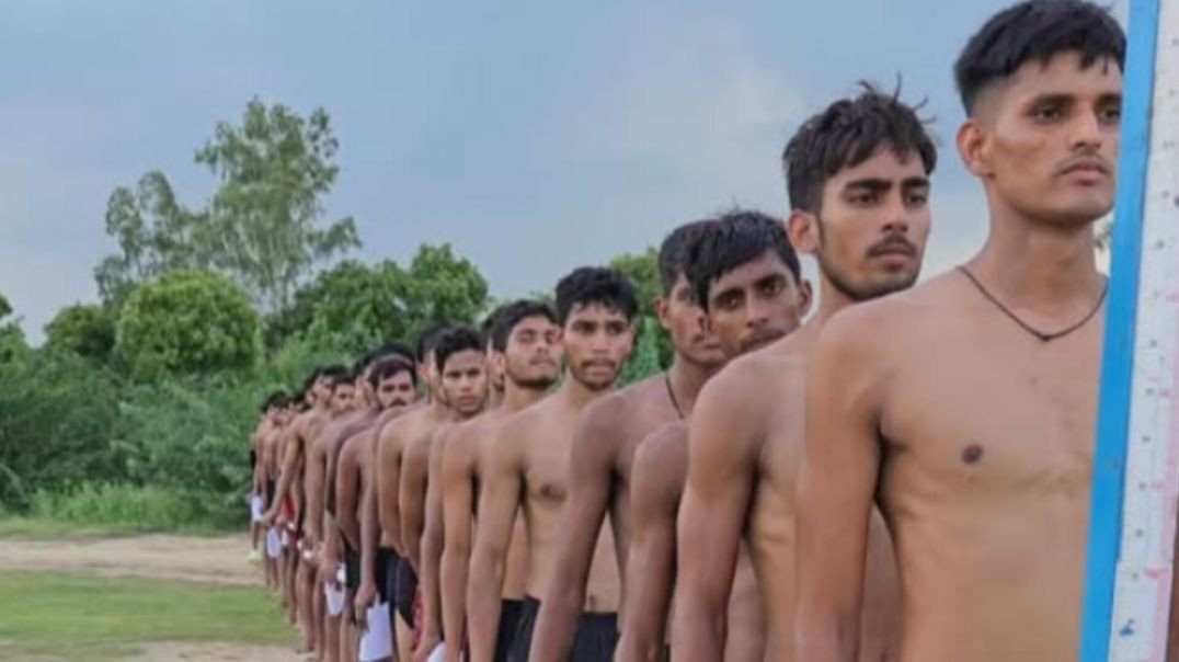 ⁣Seleção De Jovens Para Exército Indiano!