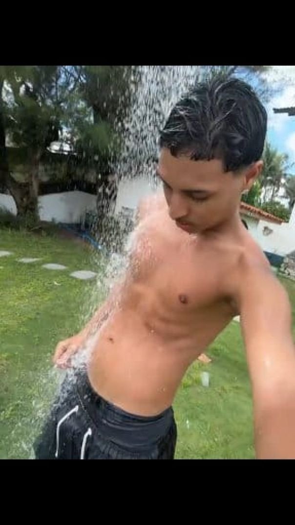 Banho ! Tomando banho