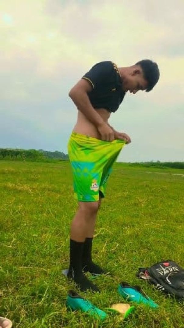 Tirando a cueca !