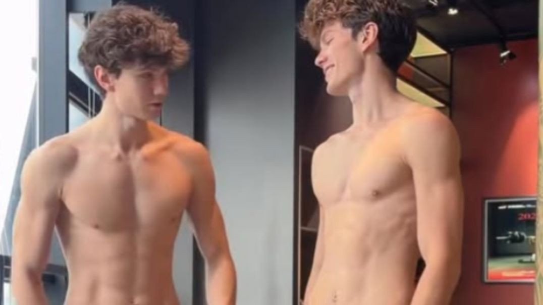 ⁣Academia! Tô ficando Muito Bom