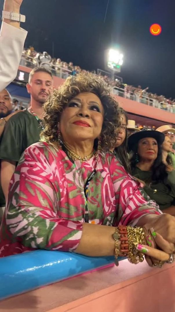 #CARNAVAL 🎊 RAINHA DO SAMBA! Alcione