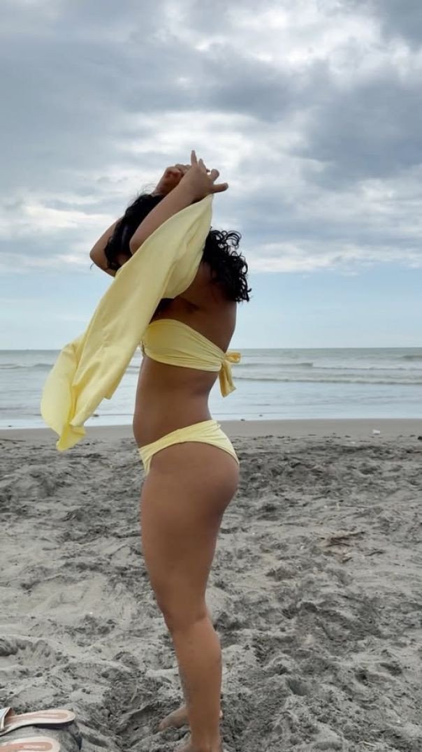 Na Praia #praia #modelo #dubai