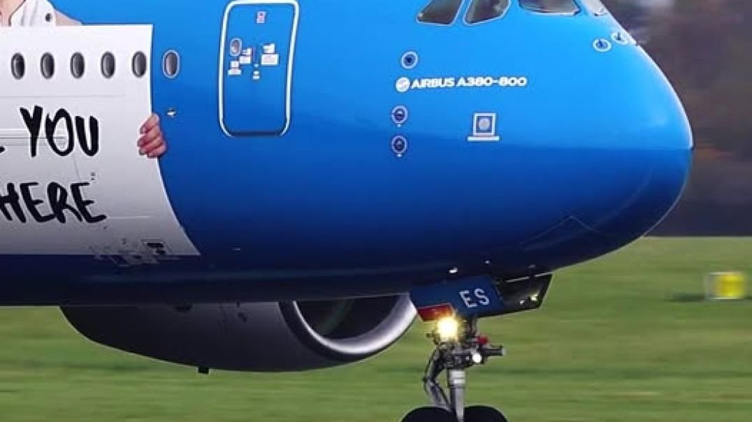 Nós AMAMOS esta pintura ESPECIAL da Emirates ✈️