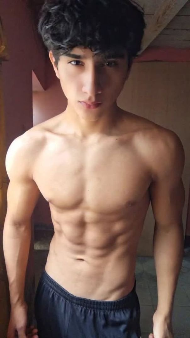 Em Casa! Vídeo Musical #boy