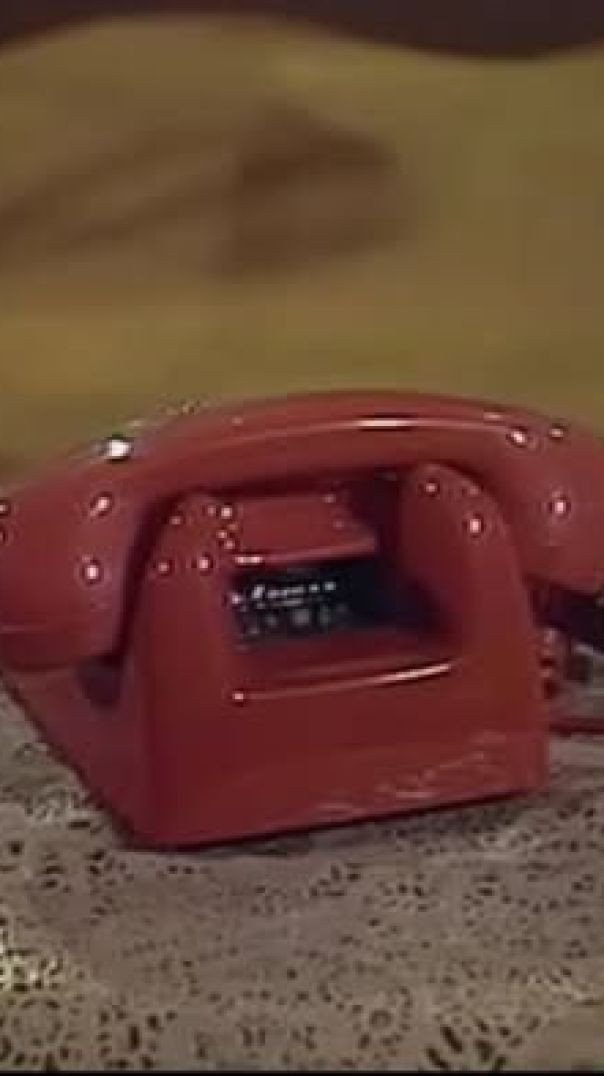 ☎️ Já recebeu uma ligação do professor Espiripitifláutico? 😂😂😂  #espiritismo #humor #chespirito #cha