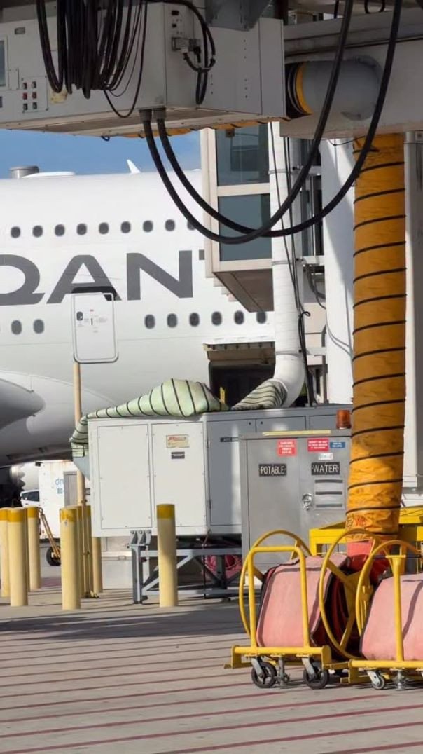 Airbus A380 Qantas #airplanes #aviation #planes