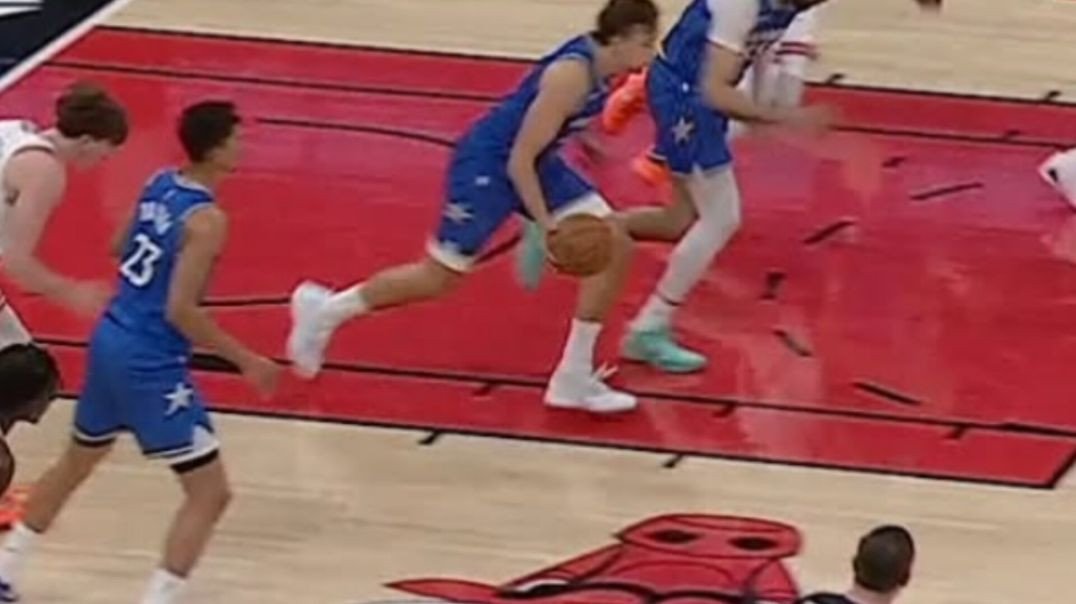 ⁣Nunca tínhamos ouvido falar de Cains antes desta temporada. O garoto não foi draftado. Que descobert