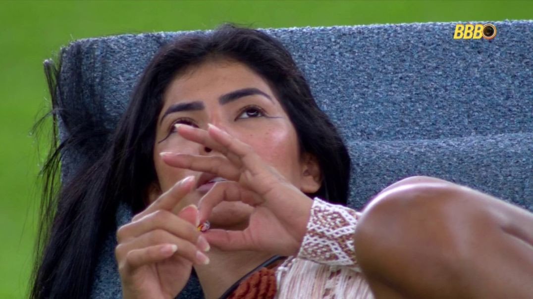 Marciele desabafa: "Tô me sentindo uma peça que é mexida de um lado pro outro