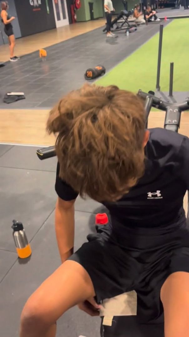 Começou em setembro, estreia em janeiro !! #basicfitfr #drole #pote #esporte #tendência