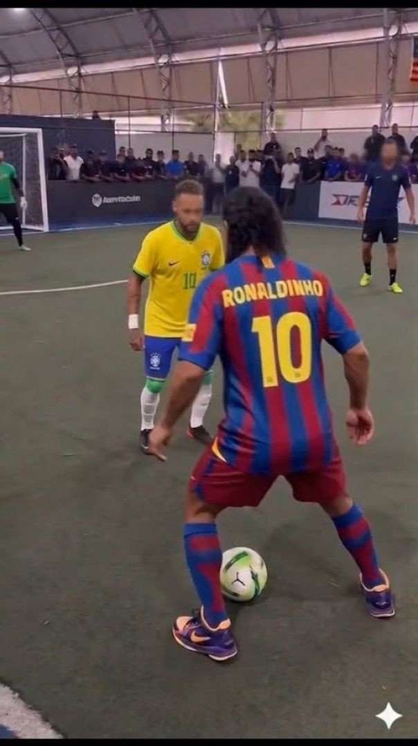 Ronaldo VS Neymar Jr !