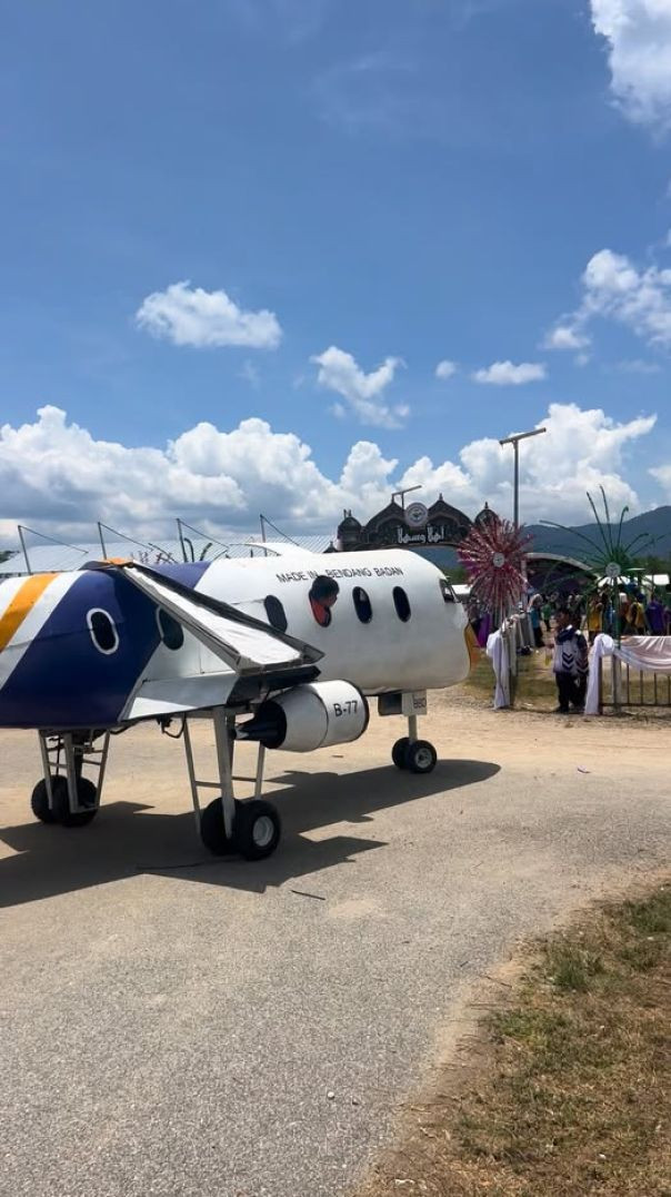 Homem Constrói seu Próprio Avião!