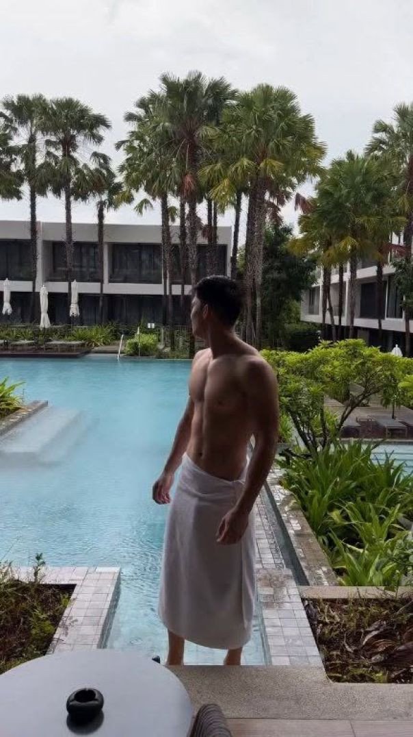 Na Piscina!  #boy